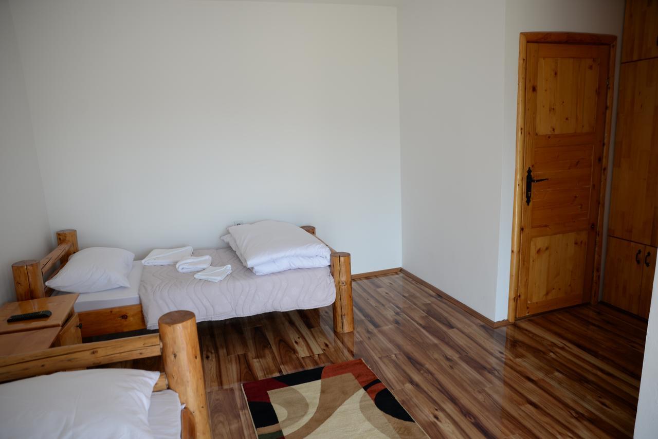 Motel Nacionalni Restoran Ognjiste Koruge Dış mekan fotoğraf